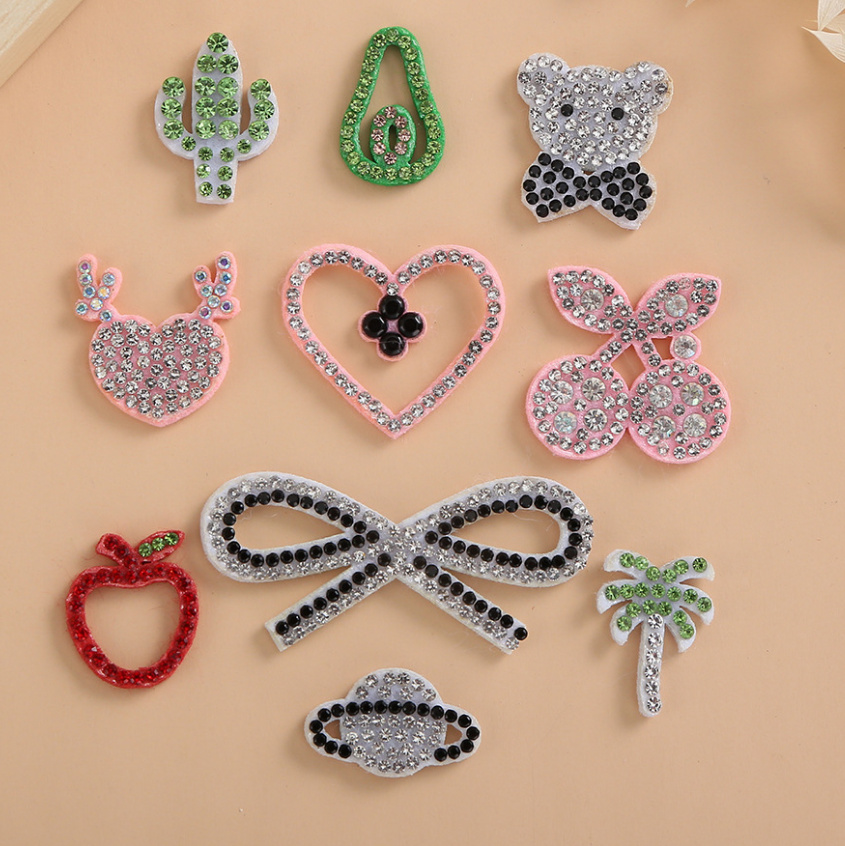 Sewing Id - 10個入り ツリーボウベアプラネット グルーフィックス ソーオンラインストーンパッチ DIYモチーフアップリケ 衣類バッグ靴装飾修理アクセサリー