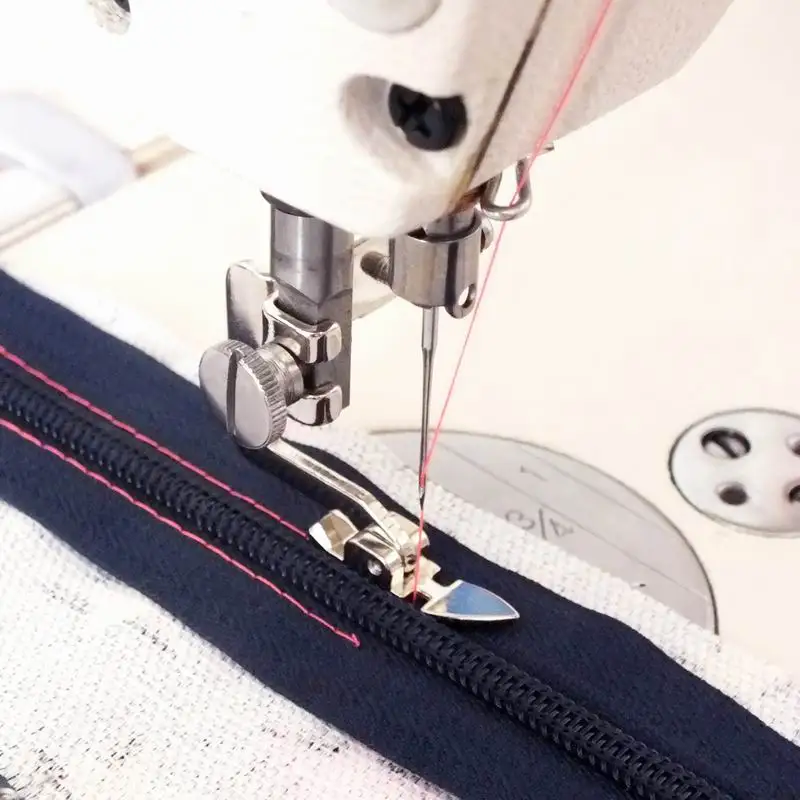 フラットミシン押え金,車のサイズ,左右,ピンホール位置,ジッ - Zipper Foot Presser のレビューと価格
