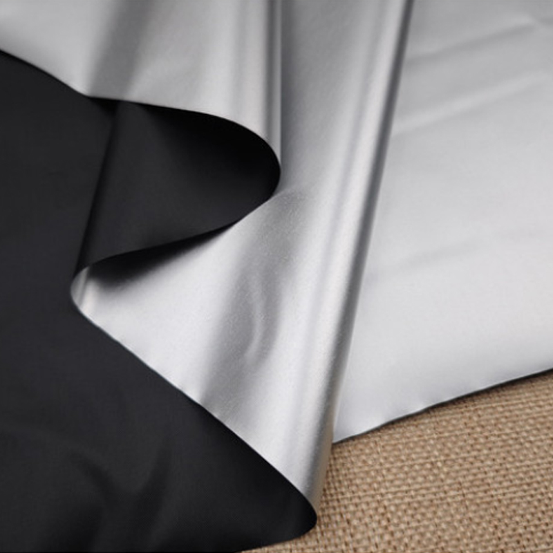 1 メートル黒銀コーティングされた遮光生地断熱不透明布研究室 - Sewing Cloth のレビューと価格