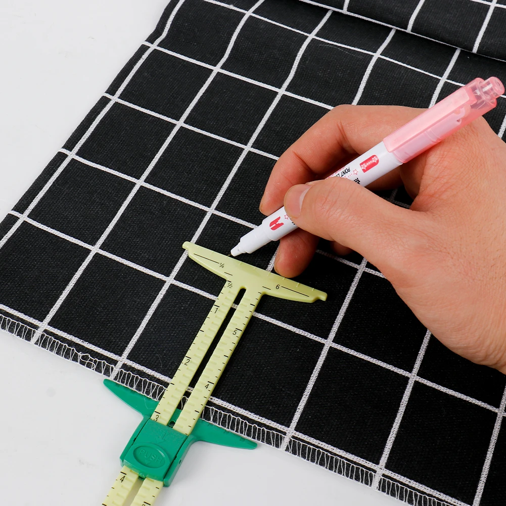 5-IN-1縫製用縫い目定規測定ゲージ、パッチワークキルティ - Quilting Ruler Square のレビューと価格