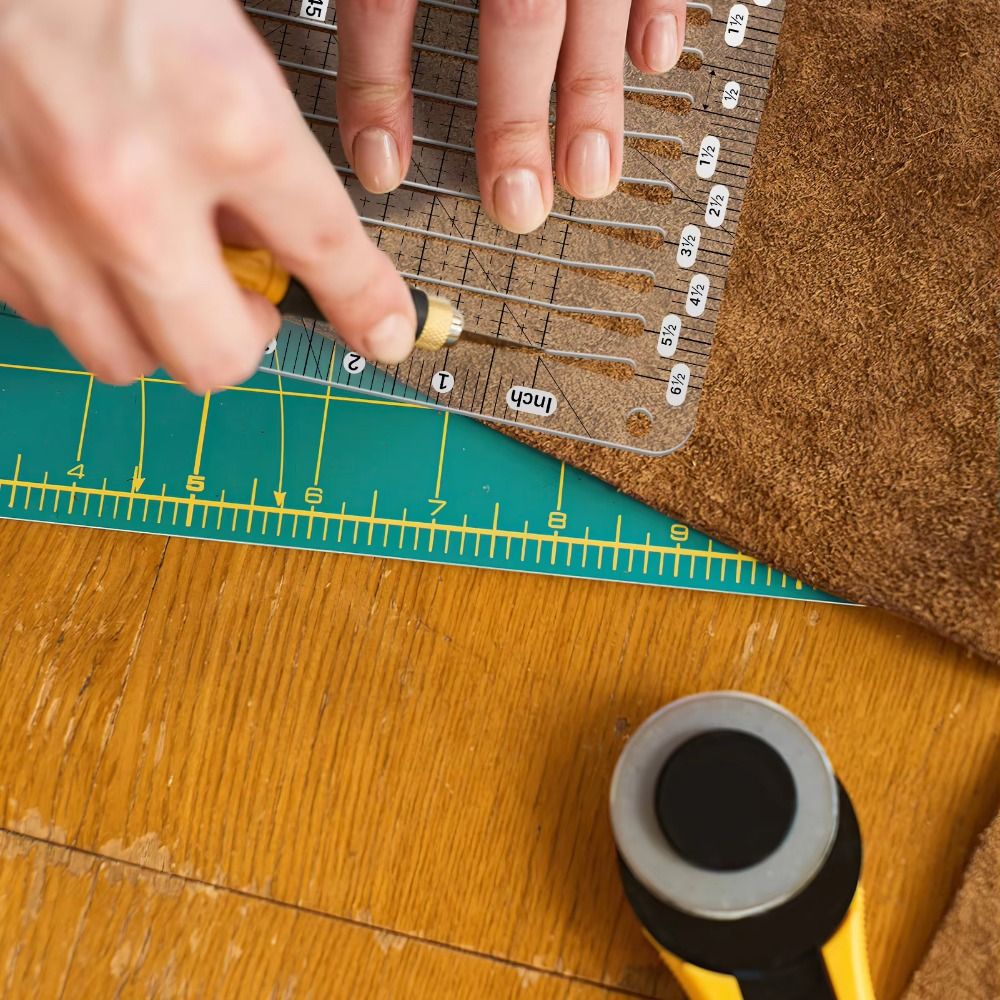 カッティングアシスタント 5-in-1 キルティング定規 ア - Quilting Ruler Square のレビューと価格