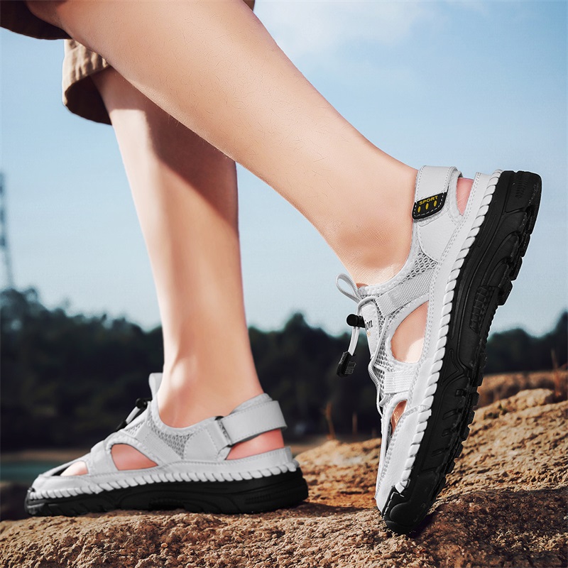 メンズ手作りのシンプルなレタープリントサンダル、夏のビーチ中 - Velcro Sew On のレビューと価格