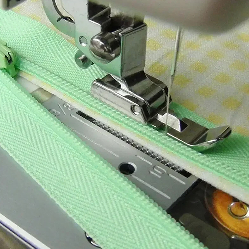 小さなジッパー式押え金,左右に狭い,ローシャンクと互換性があ - Zipper Foot Presser のレビューと価格