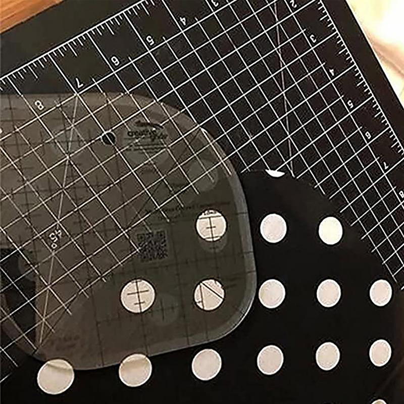 ラウンドエッジのアクリル縫製定規、湾曲したコーナーカッター、 - Quilting Ruler Square のレビューと価格