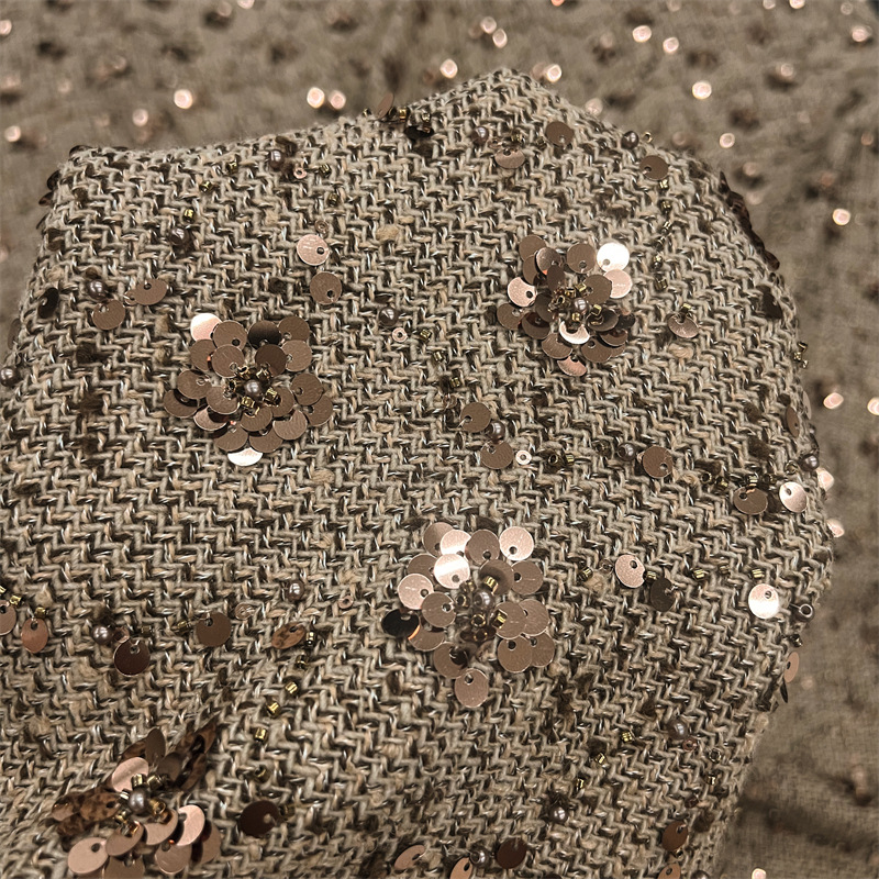 1ヤードの重工業用スパンコール刺繍生地、ドレス、バッグ、スー - Sewing Embroidery Fabric のレビューと価格